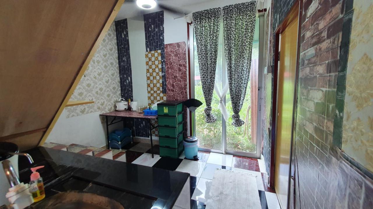 Chalet Kampong Semawar Kuala Kangsar Bagian luar foto