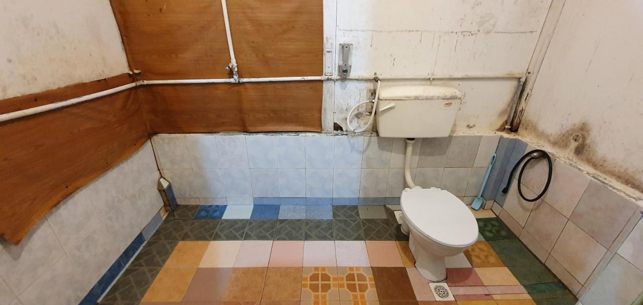 Chalet Kampong Semawar Kuala Kangsar Bagian luar foto