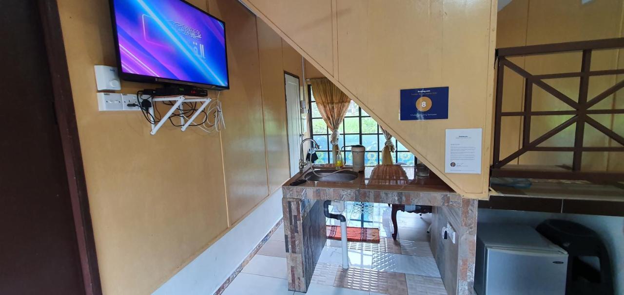 Chalet Kampong Semawar Kuala Kangsar Bagian luar foto