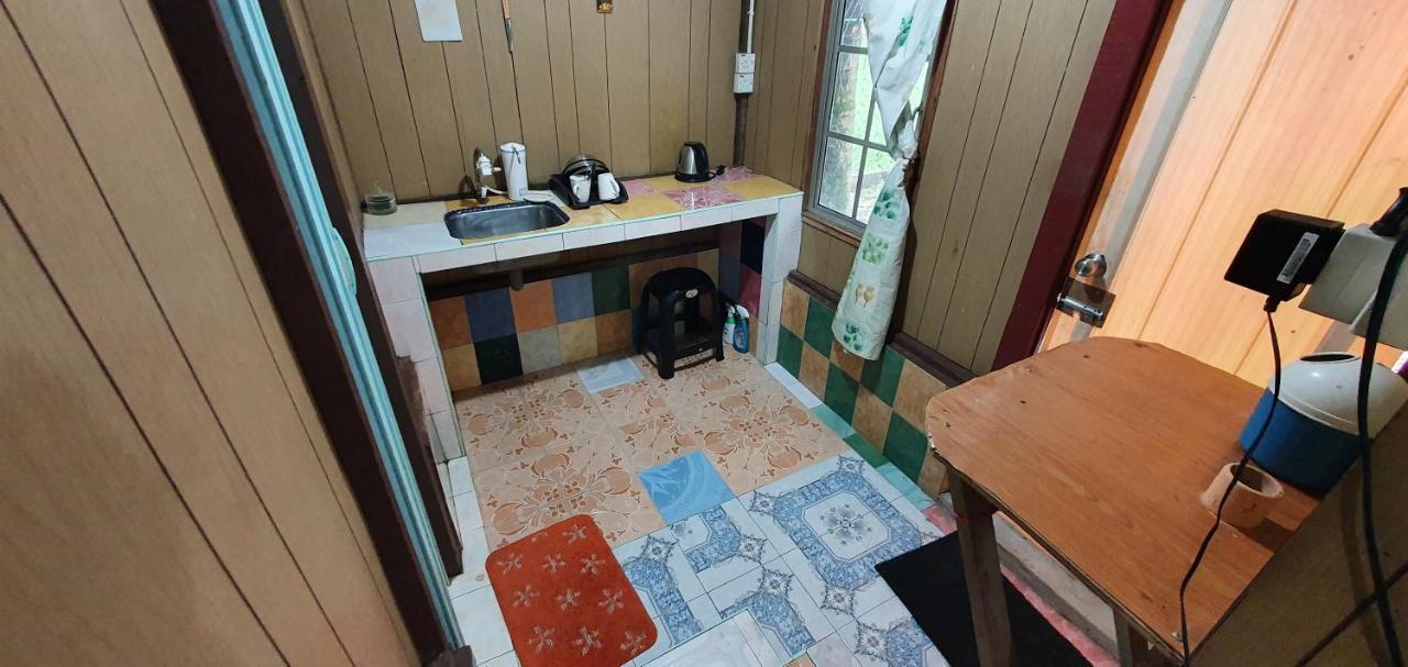Chalet Kampong Semawar Kuala Kangsar Bagian luar foto